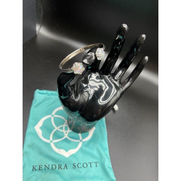 Kendra Scott Arden Bracelet - Picture 3 of 7